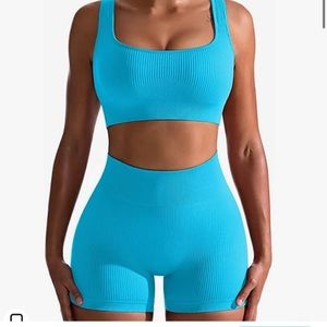 WORKOUT SET/ NEVER WORN/ SIZE S